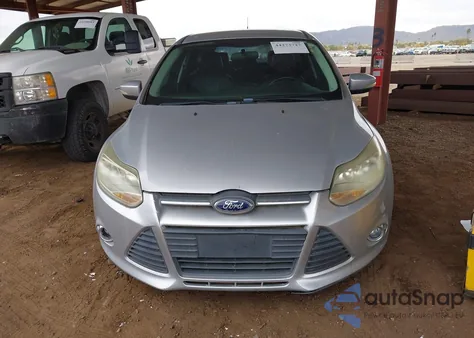 2014 Ford Focus Se from USA, damaged, VIN 1FADP3K27EL239392